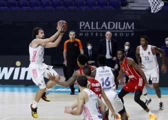 El Madrid 'ficha' a Randolph y Carroll y se pone a 100