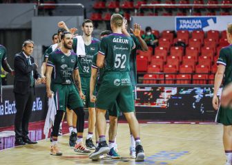 Unicaja destroza al Zaragoza en el regreso de Jaime Fernández