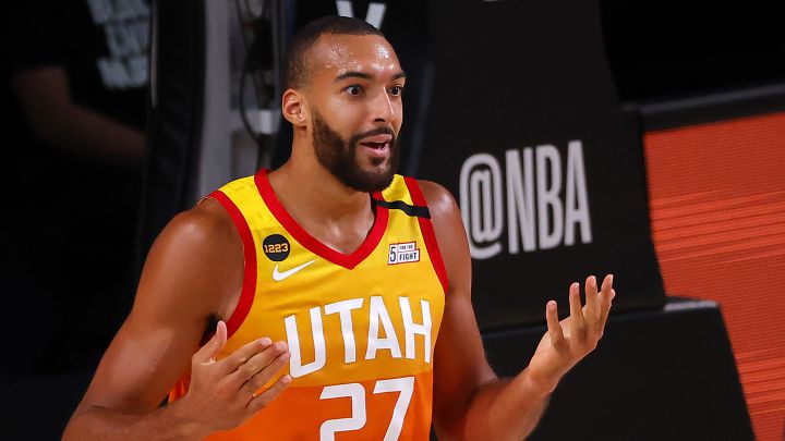 Rudy Gobert, pívot de Utah Jazz, durante un partido contra Denver Nuggets.