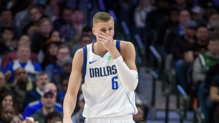 Kristaps Porzingis, pívot de Dallas Mavericks.