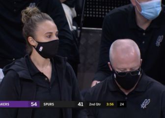 Momento para la historia: el relevo de Hammon a Popovich