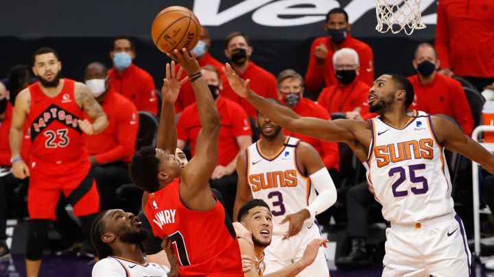Los Raptors se hunden un poco más ante un Suns que vuelan