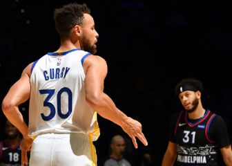 Un Steph Curry rompepronósticos pone a ganar a los Warriors