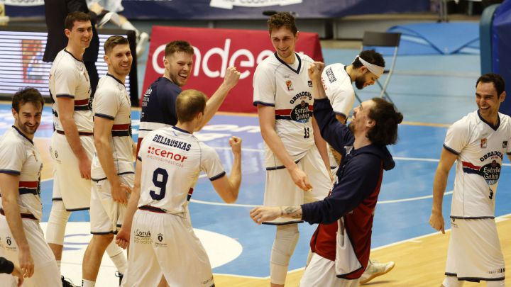 El Obradoiro sella su permanencia tras doblegar al Andorra
