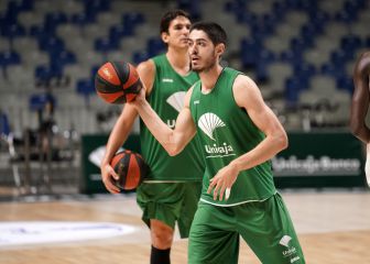 Katsikaris confirma que Edgar Vicedo se queda un mes en el Unicaja
