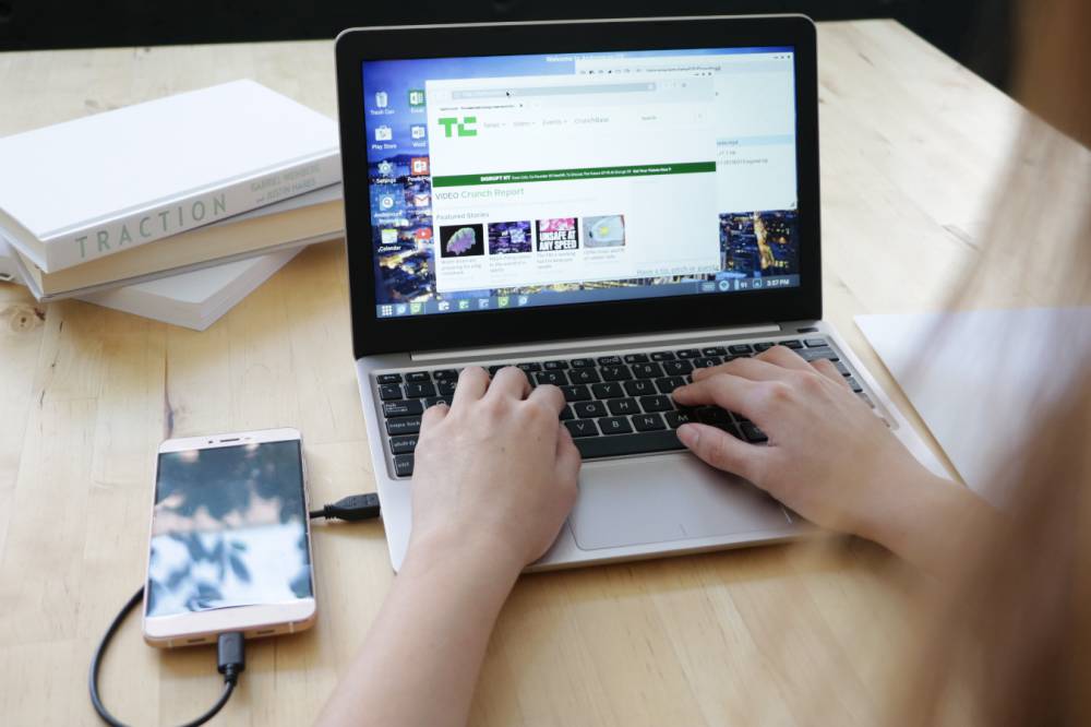 Transforma tu smartphone Android en un PC portátil con Superbook