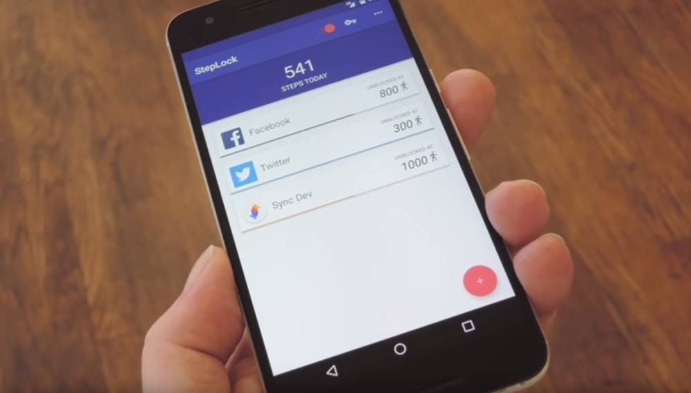 StepLock bloquea WhatsApp hasta que camines los pasos necesarios