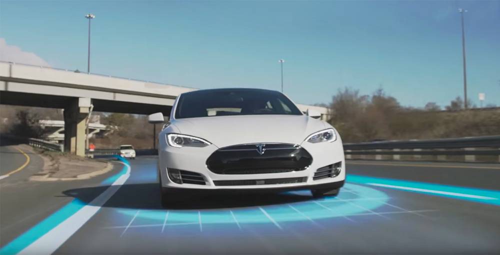 Así funciona el coche sin conductor de Tesla Autopilot 2.0