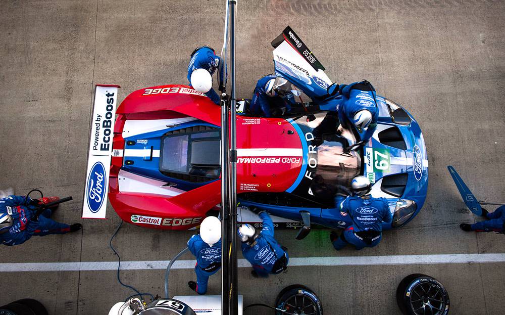 Vive Le Mans y sus boxes en primera persona con la Realidad Virtual