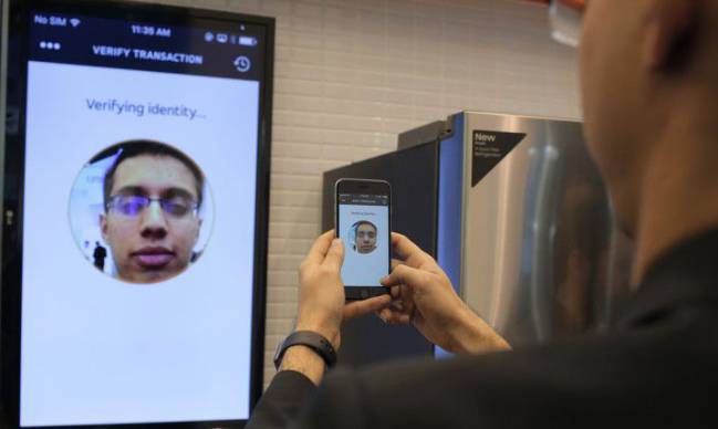 Hazte un selfie para pagar con MasterCard