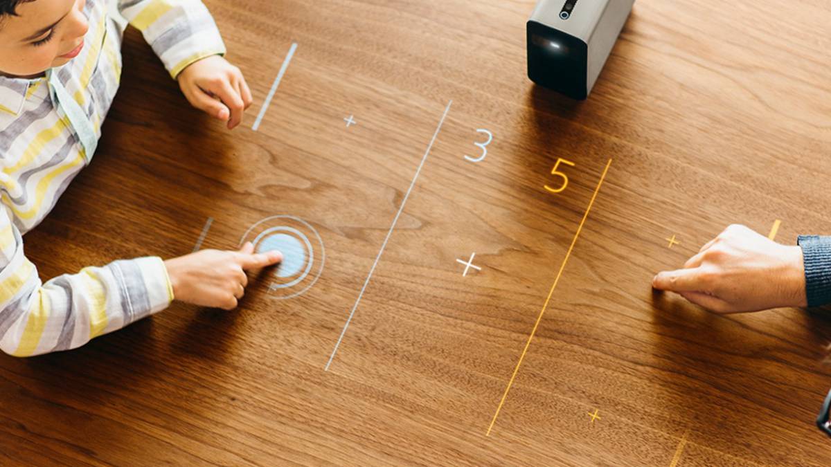 Convierte toda la casa en una pantalla táctil con el proyector Sony Xperia Touch