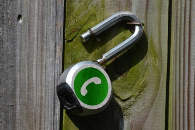 Candado WhatsApp