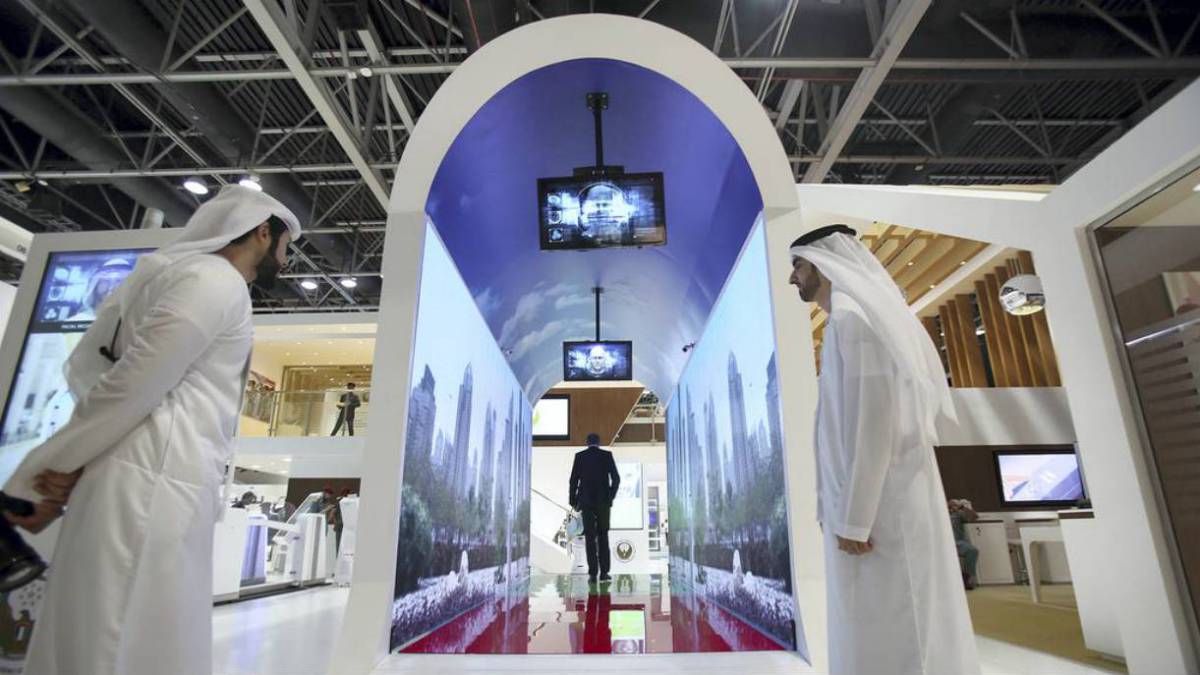 La extravagancia en el aeropuerto de Dubai: Acuarios de seguridad