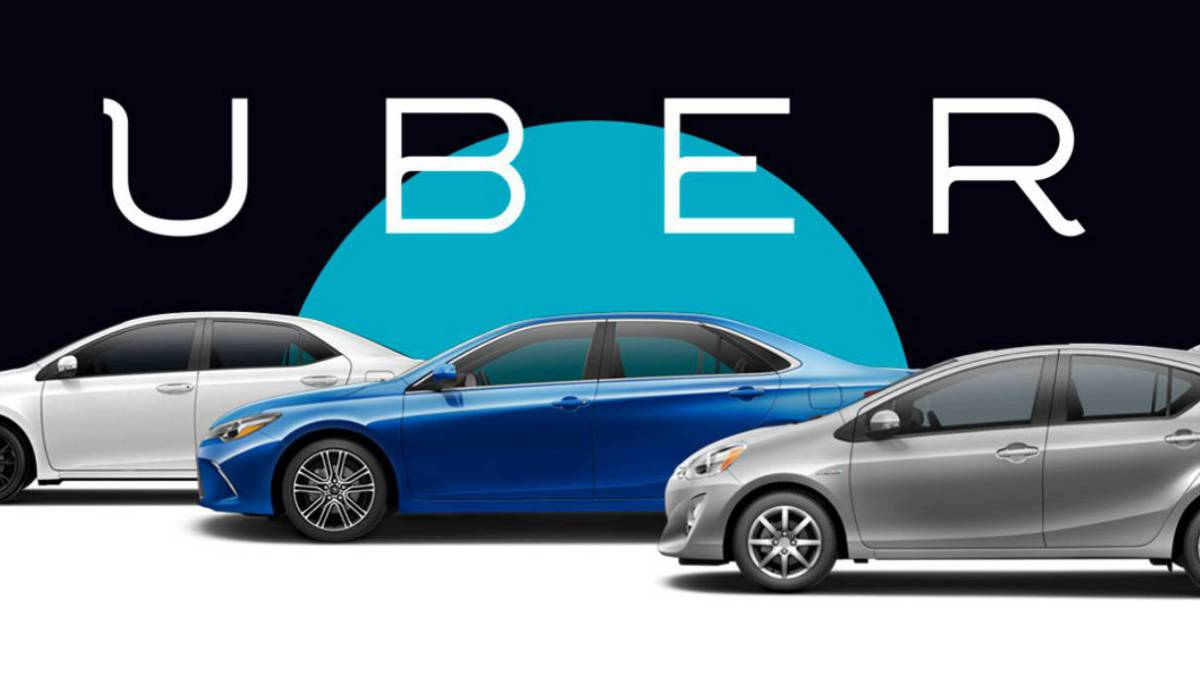 Toyota se alía con Uber para impulsar el servicio de taxis sin conductor
