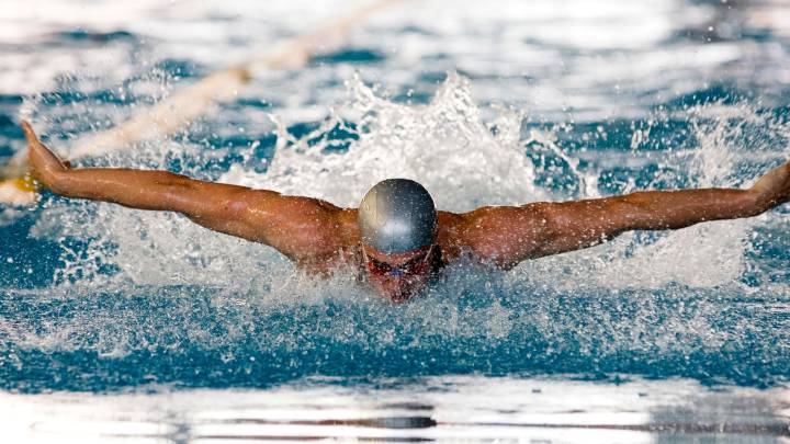 Mejora tu rendimiento de natación con 5 accesorios