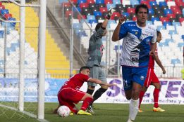 Antofagasta derrota a Ñublense y abandona la última posición