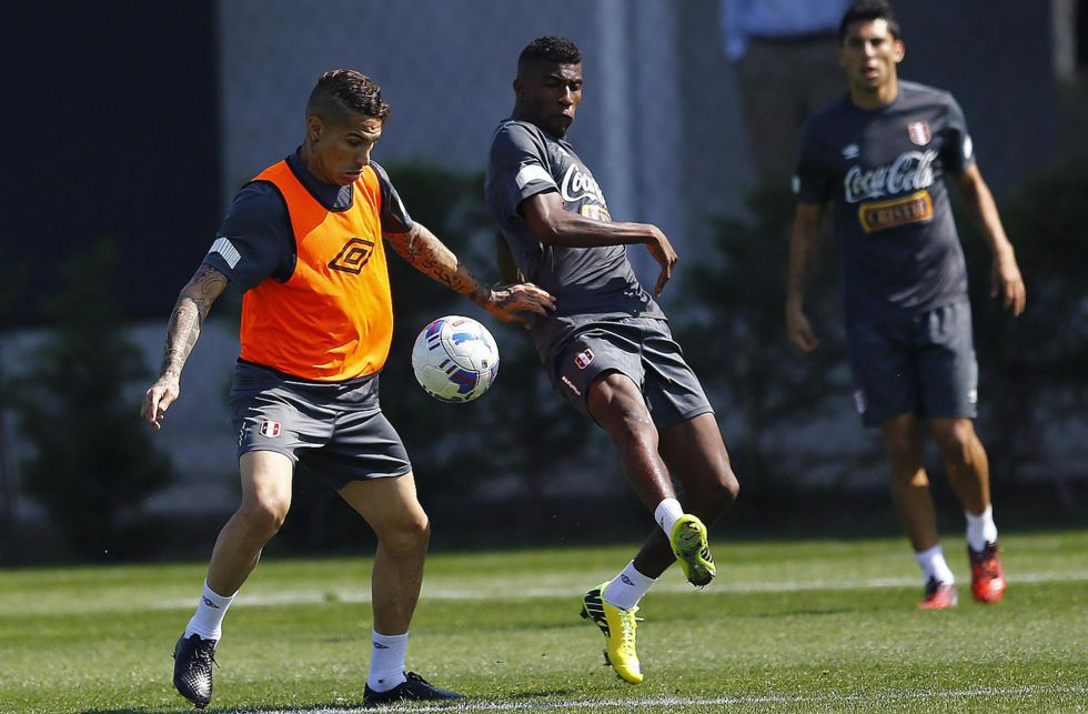 Bengoechea para equipo
con Guerrero y sin Pizarro
