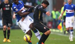 Pizarro no tuvo un buen ingreso en caída de la Fiorentina