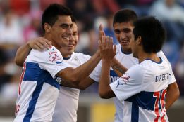 Umbro vestirá a Universidad Católica a partir del próximo año