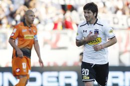 Cosmos ofrece a Valdés casi US$ 1 millón por temporada