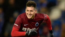 Nicolás Castillo fue reemplazado en nueva goleada del Brujas