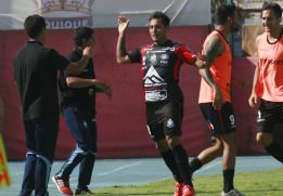 Antofagasta escapa del descenso con un brillante Marcos Bolados