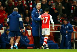 Wenger "No sé si Alexis estará fuera para los próximos partidos"