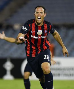 El campeón San Lorenzo gana un partido increíble ante Danubio