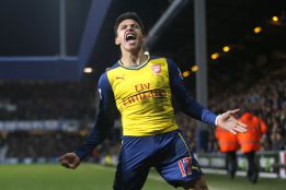 Sánchez termina con su sequía y Arsenal sigue tercero