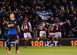 El City de Pellegrini cae ante Burnley y se le escapa el título
