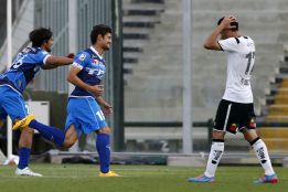 San Marcos sorprende y Colo Colo enreda el campeonato