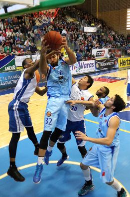 Ancud logra su primera victoria como visita de la temporada