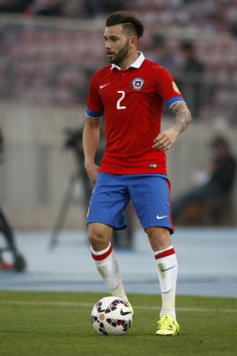 Inactividad de Eugenio Mena en Cruzeiro inquieta en la Roja