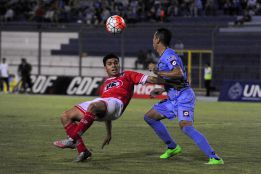 Iquique deja ir el triunfo y sólo empata con Unión La Calera
