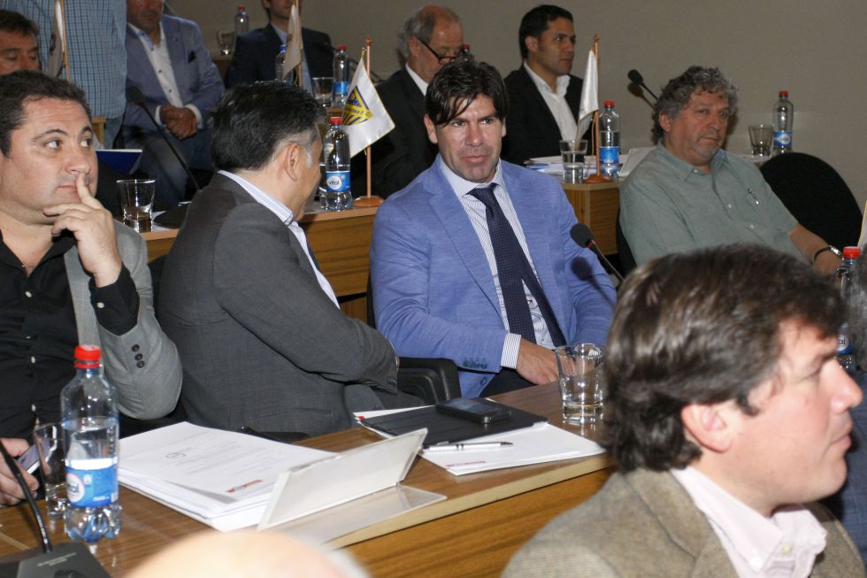 Hasta el 24 las listas podrán modificar sus directivas