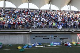 Católica podría castigar hasta con siete años a sus hinchas