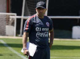 Transparentar y reunirse con Sampaoli es prioridad de Salah
