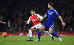 Alexis Sánchez volvió a jugar después de casi dos meses en el partido Arsenal vs Chelsea
