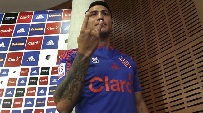 Fabian Monzón en su prensetación con la U