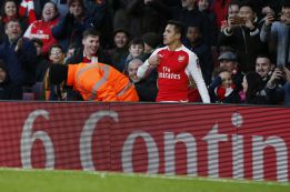 Wenger valora actuación de Alexis y destaca: "Él está listo"