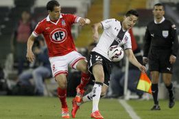 Colo Colo va por el liderato ante La Calera que se renueva