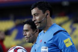 Los números favorecen a la UC cuando arbitra Roberto Tobar