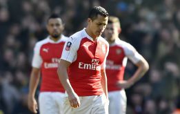Arsenal y Alexis sufren duro golpe: eliminados de la FA Cup
