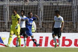 Colo Colo sufre su primera derrota y complica el liderato