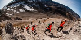 Desafío Cumbres Mountain Hardwear.