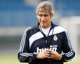 Cruyff defendió a Pellegrini en su peor momento en el Madrid