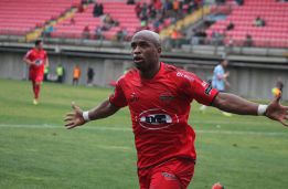 El venezolano Emilio Rentería le teme al "toque" de la Roja