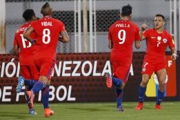 Alexis Sánchez marcó un nuevo hito en la Roja. como asistente