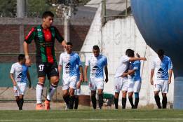 Antofagasta gana a Palestino y sale de zona de descenso