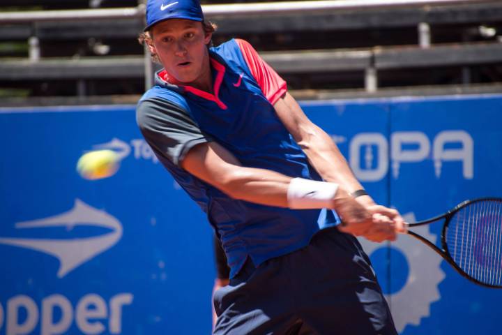 Nicolás Jarry no pudo aguantar y perdió ante Lorenzi en Mestre